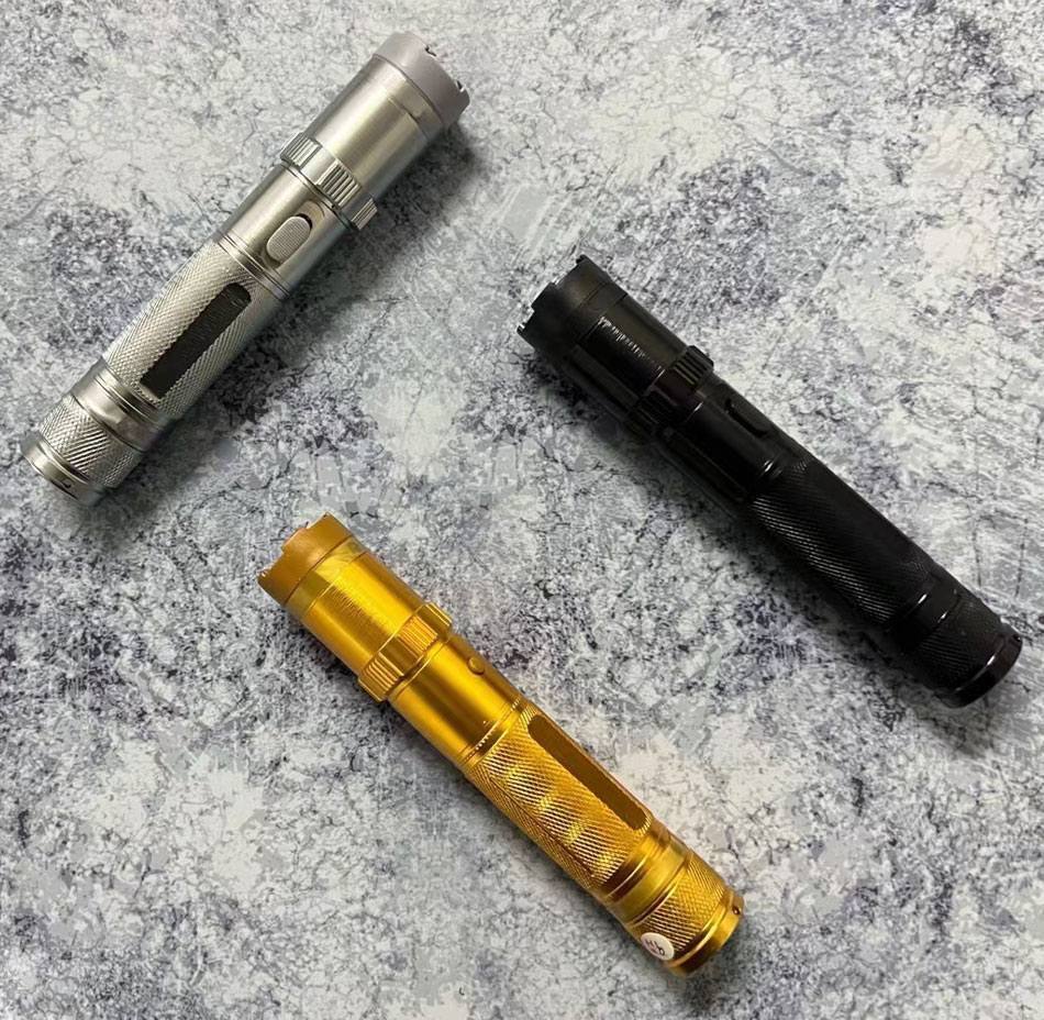 黑鹰910电击器